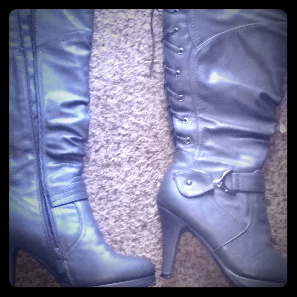 Womens lace back heel grey boots